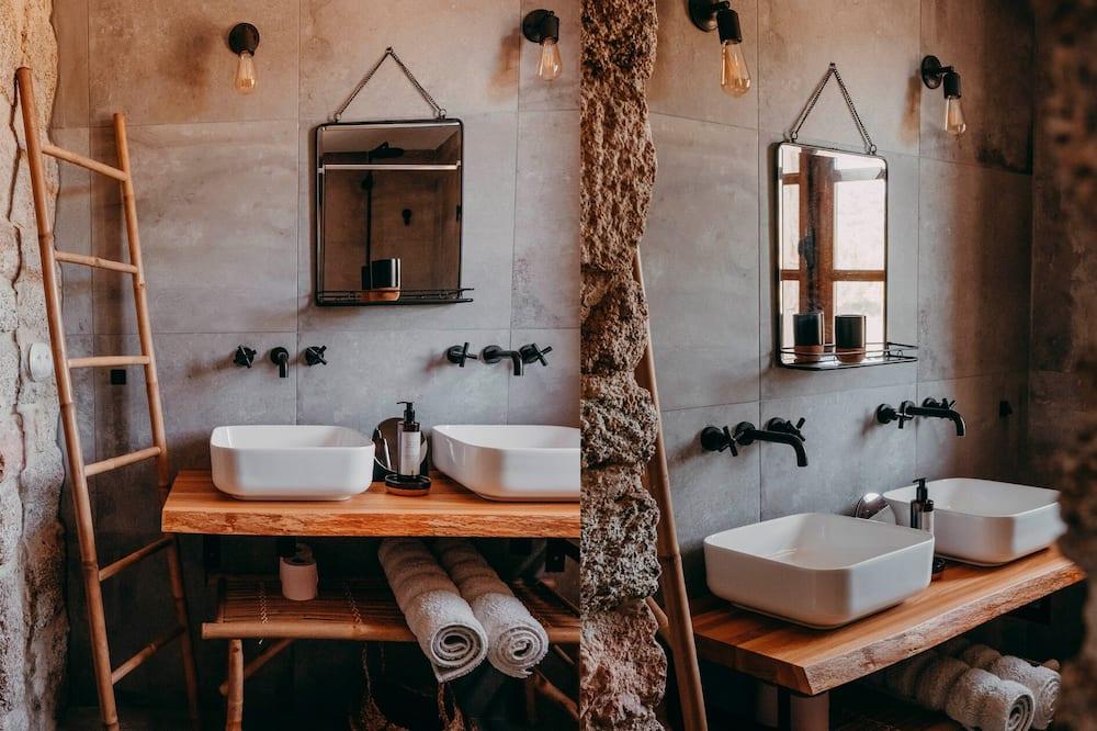 Bergerie de luxe Pietra Rossa Corsica - Serra-di-Ferro visuel 4/5 Bergerie de luxe Pietra Rossa Corsica - Serra-di-Ferro visuel 4/5