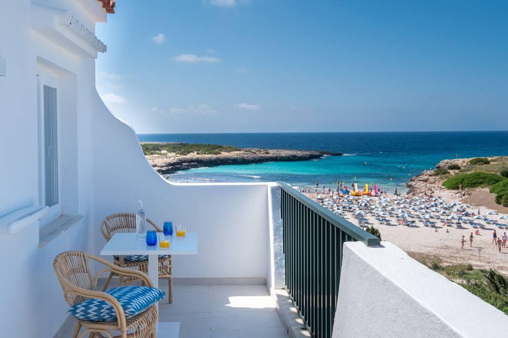 expedia_group-1072002506-62209399-313417 Fergus Style Carema Beach