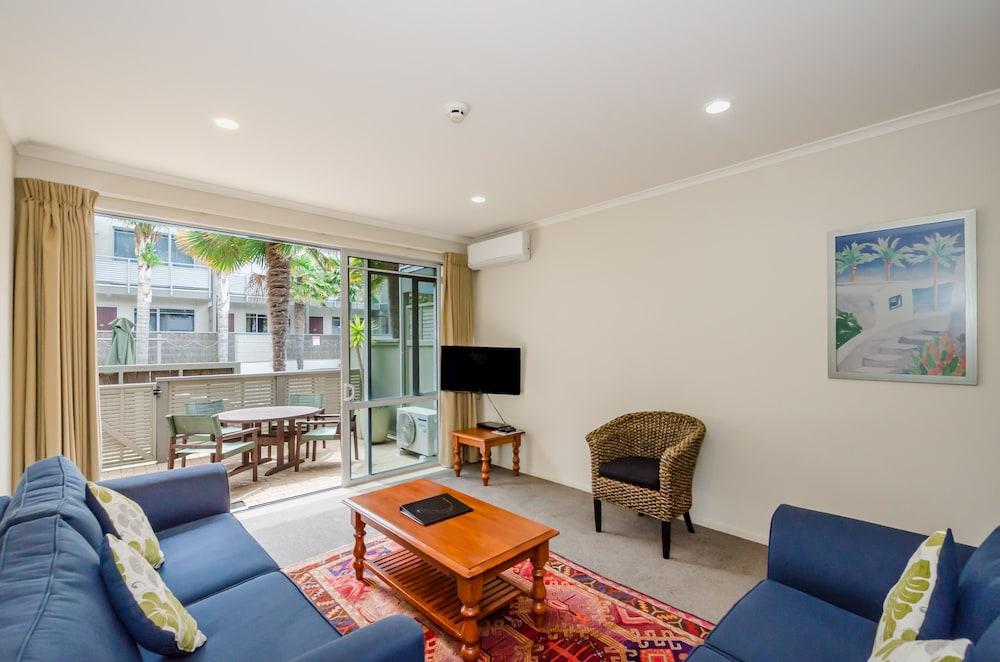 expediav2-465254-9b9050-982949 Raumati Sands Resort