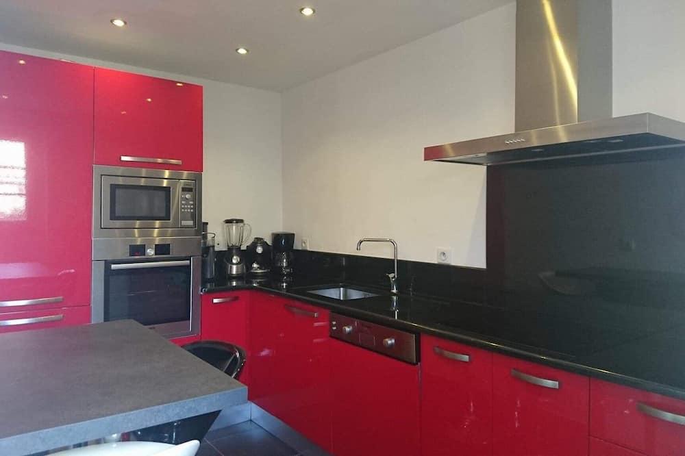 New villa with garden area and modern fitted kitchen Corsica - Belgodère visuel 2/5