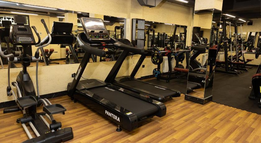 Leon Hotel Spa Ganja