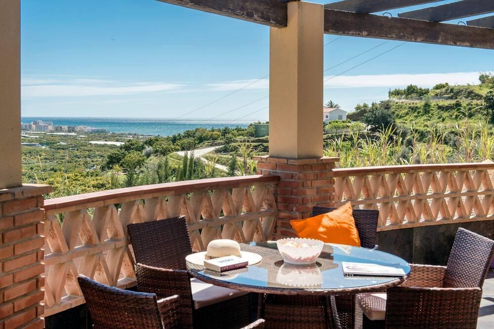 Villa Anabel by Villa Plus Andalousië - Torrox Costa visuel 2/5 Villa Anabel by Villa Plus Andalousië - Torrox Costa visuel 2/5