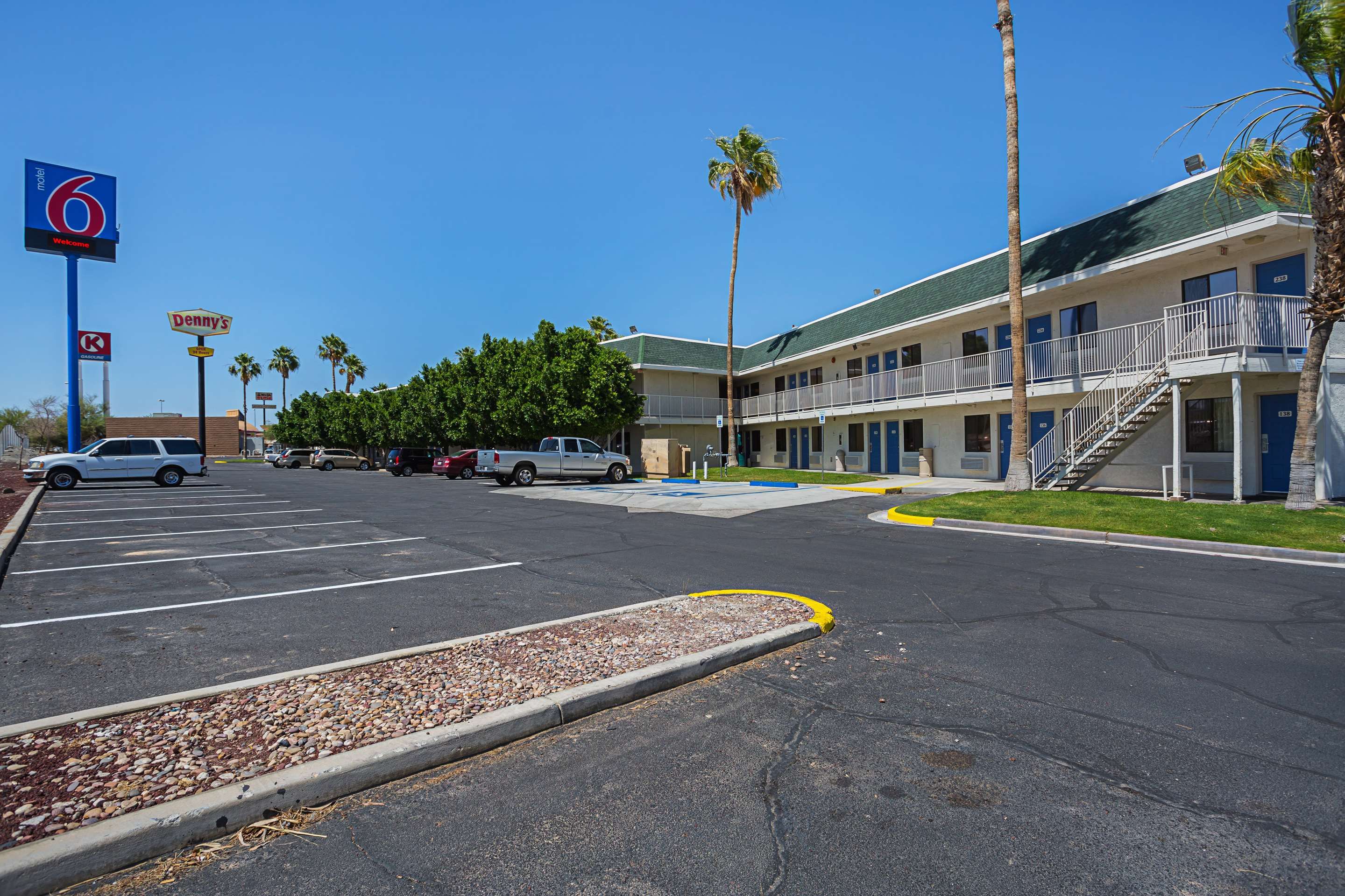 Motel 6 Yuma East 47 (̶8̶3̶). Yuma Hotel Deals & Reviews KAYAK
