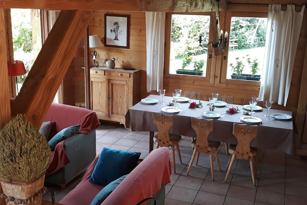 Chalet of charm independent comfort south-View on the chain of Aravis Rhône-Alpes - Manigod visuel 5/5 Chalet of charm independent comfort south-View on the chain of Aravis Rhône-Alpes - Manigod visuel 5/5