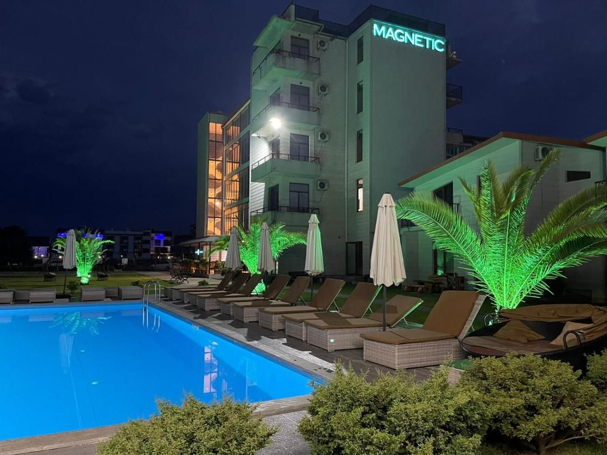 Magnetic Resort Ureki