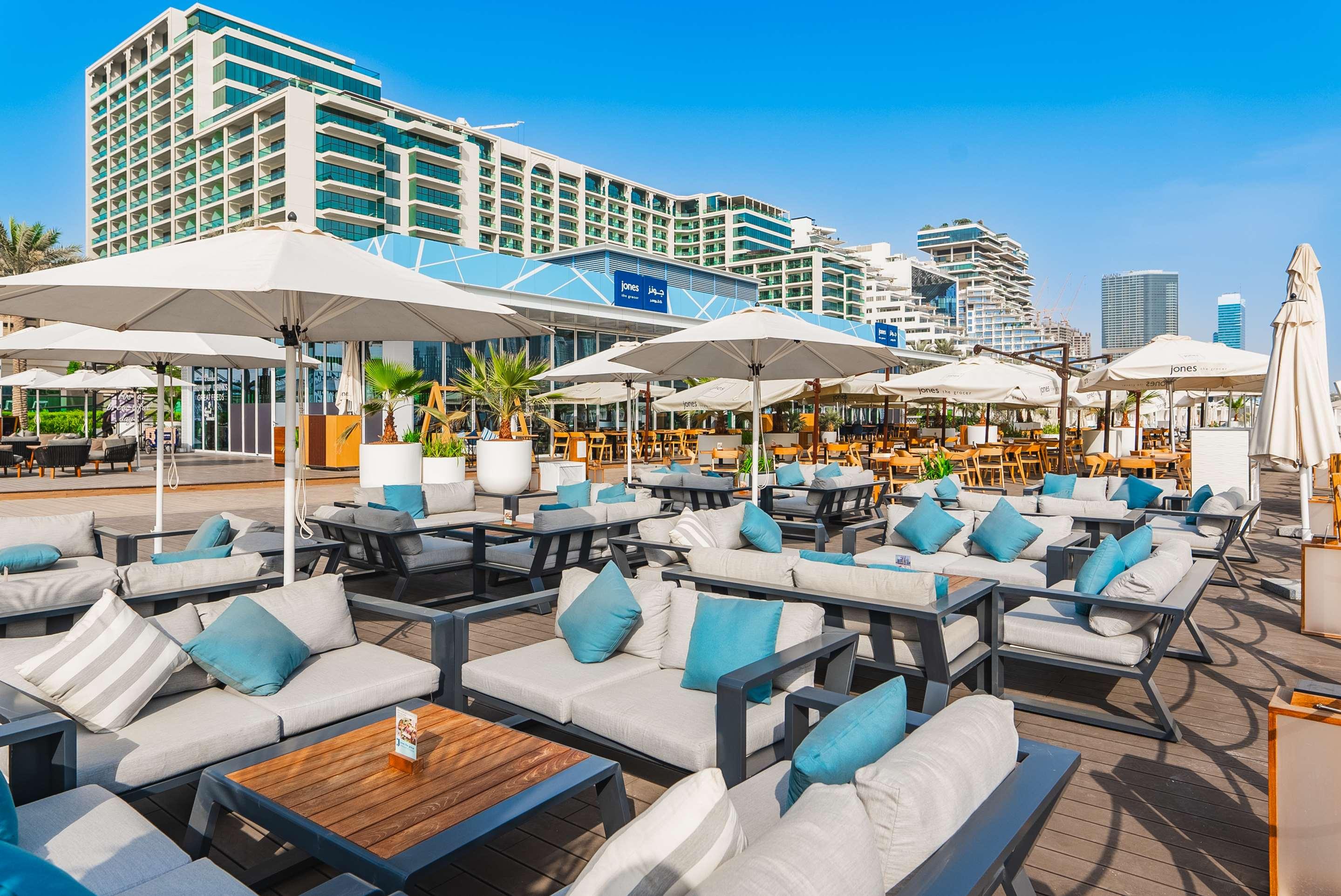 ice-8521867-111246512-505817 Hilton Dubai Palm Jumeirah