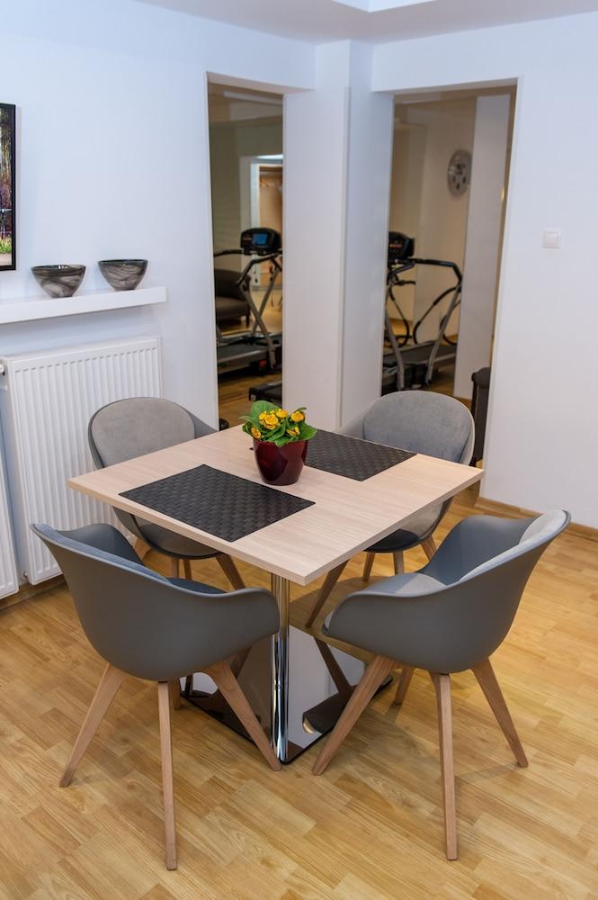 sembo-2325552-7ca917-353489 Urban Residence