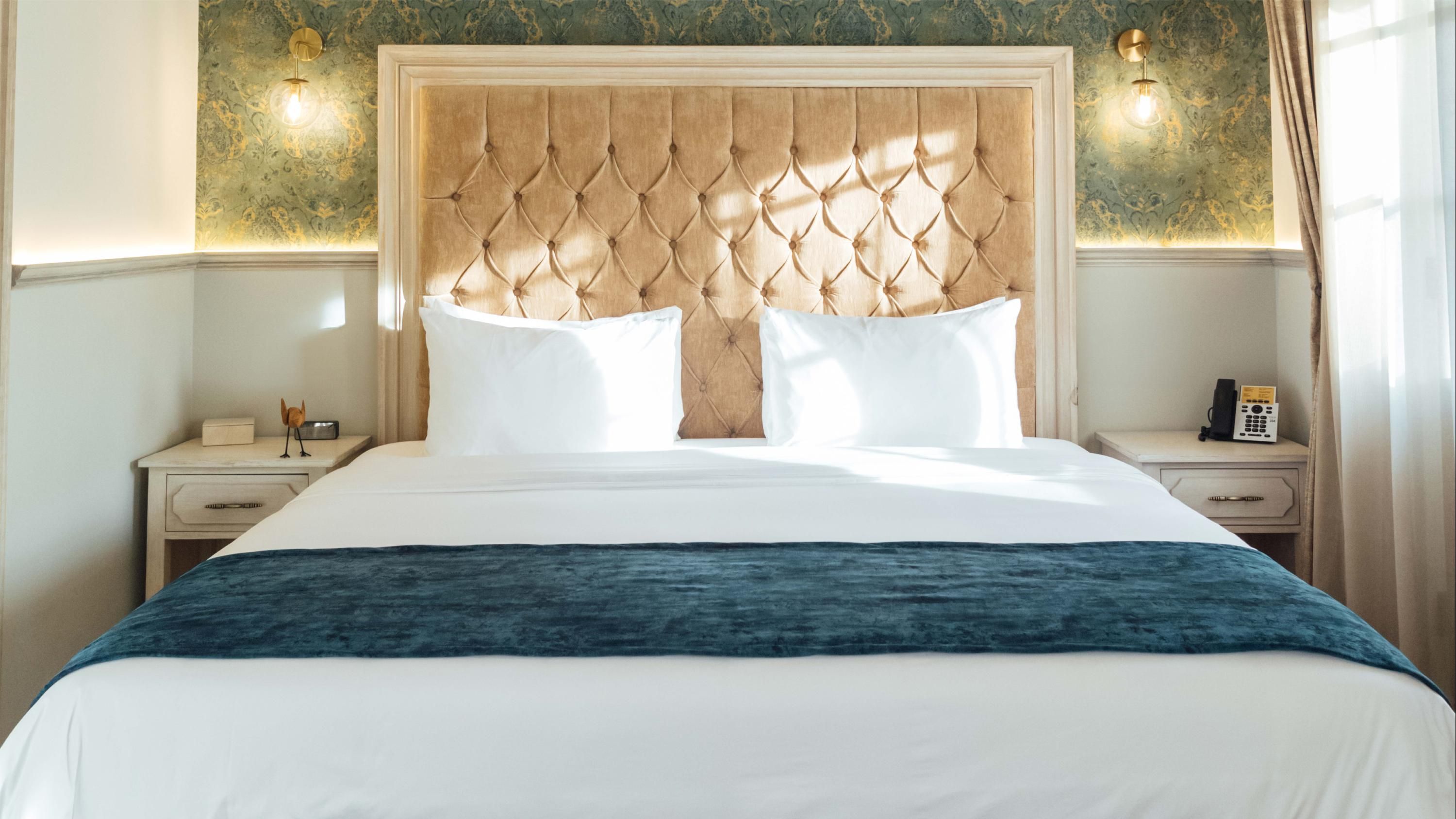 voco Royalty Puebla Downtown by IHG