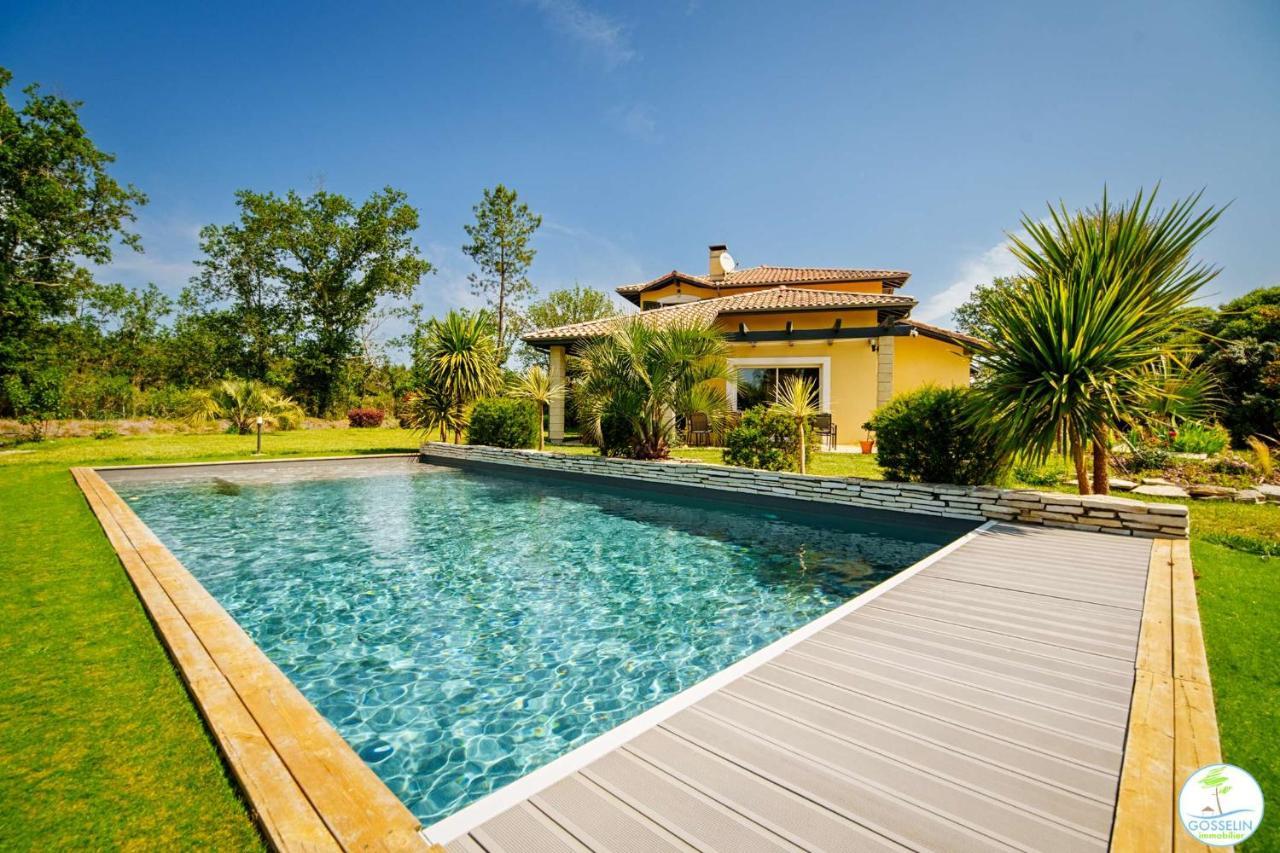Villa avec Piscine Parentis en Born 13 personnes Aquitaine - Parentis-en-Born visuel 1/10 Villa avec Piscine Parentis en Born 13 personnes Aquitaine - Parentis-en-Born visuel 1/10