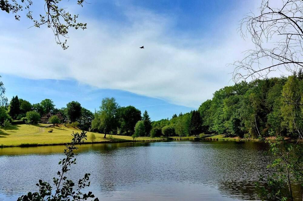 Les Deux Lacs Stunning Gite, with private swimming pool and 2.75 acre fishing lake - Aquitaine - Abjat Sur Bandiat visuel 4/5 Les Deux Lacs Stunning Gite, with private swimming pool and 2.75 acre fishing lake - Aquitaine - Abjat Sur Bandiat visuel 4/5