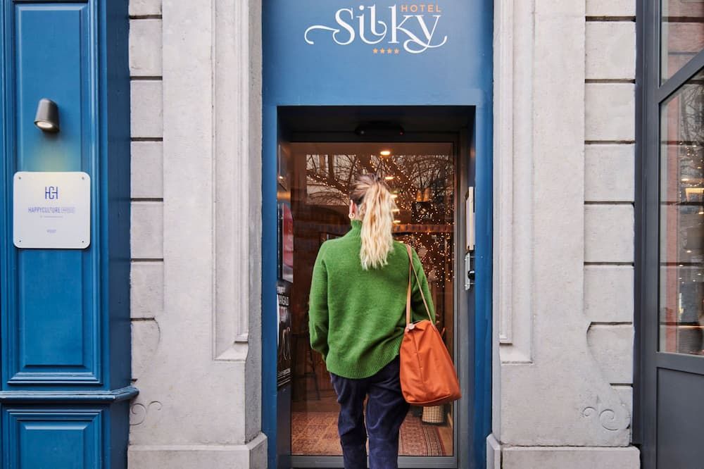 Silky by HappyCulture
