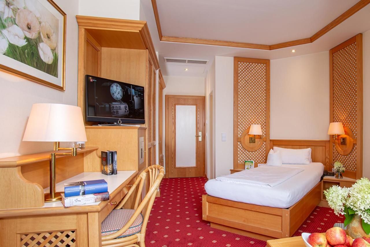 Thermenhotel Quellenhof