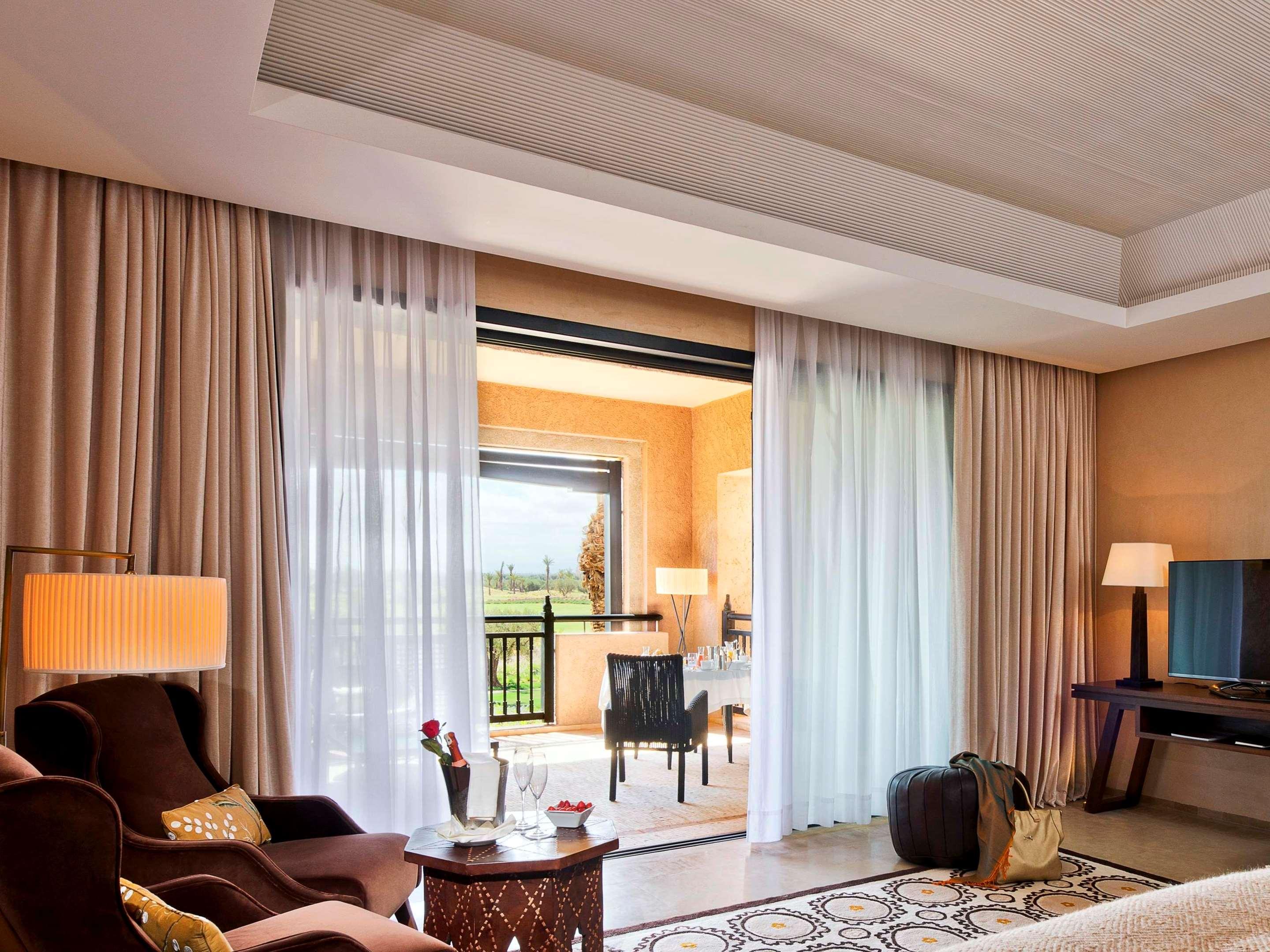 ice-219472930-79484369_3XL-914018 Fairmont Royal Palm, Marrakech