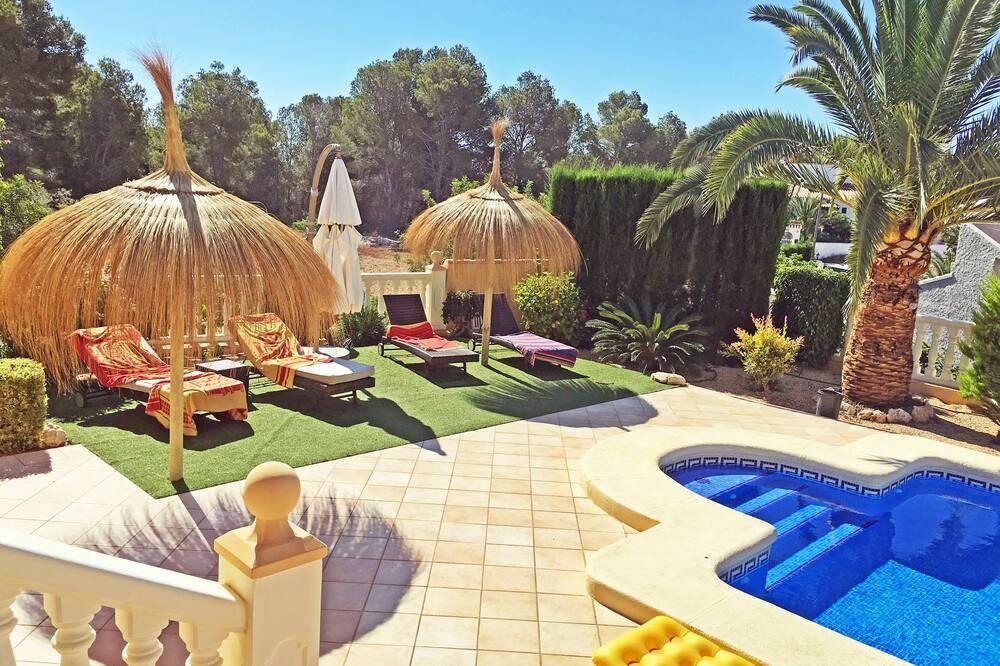 Luxury Villa, 39 Five Star Reviews, Beach 5 Min Drive, Heated South Facing Pool Costa Blanca - Calpe visuel 1/5 Luxury Villa, 39 Five Star Reviews, Beach 5 Min Drive, Heated South Facing Pool Costa Blanca - Calpe visuel 1/5