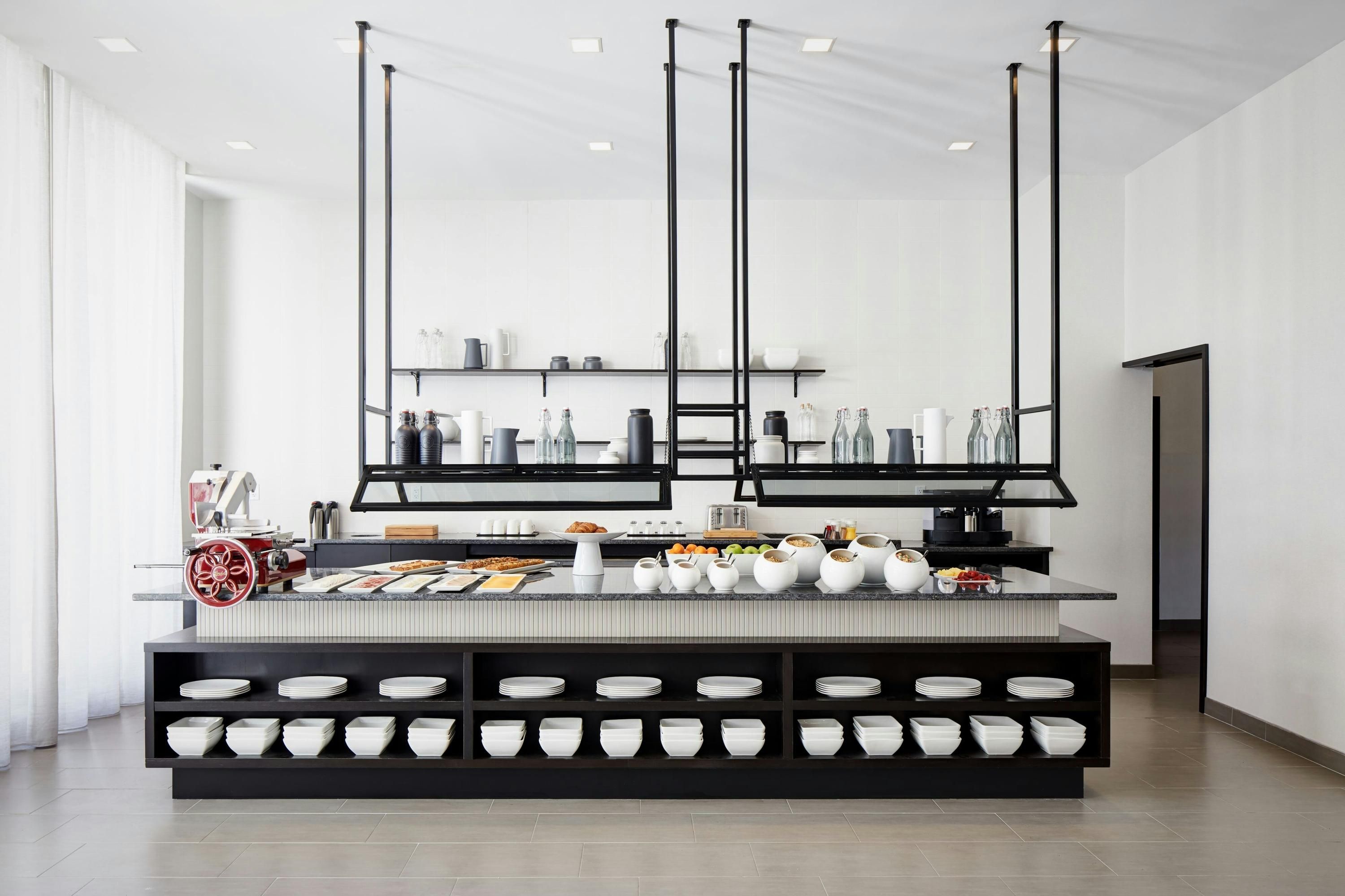 AC Hotel by Marriott Tampa Airport