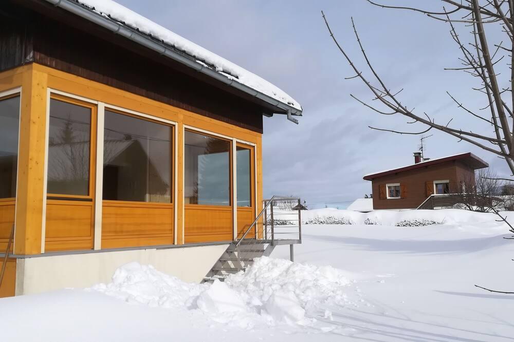 The Little Chalet At Papi-Mamie Franche Comté - Les Rousses visuel 3/10 The Little Chalet At Papi-Mamie Franche Comté - Les Rousses visuel 3/10