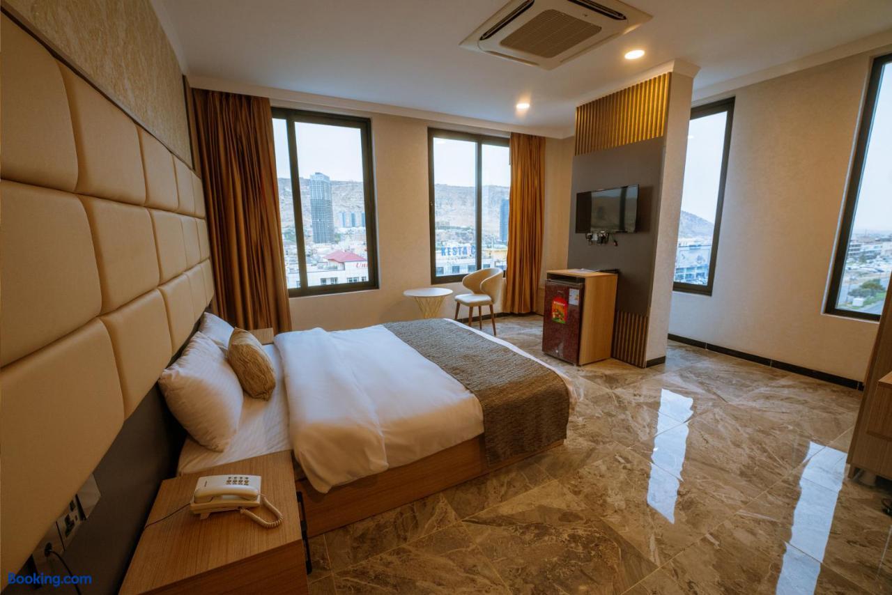 booking-1071267710-542356779-162231 Sarok Hotel