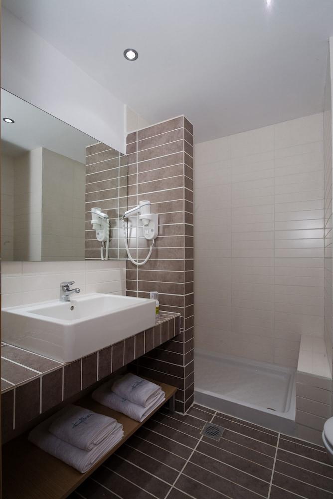 sembo-332359-6c9101-173753 Kythea Resort
