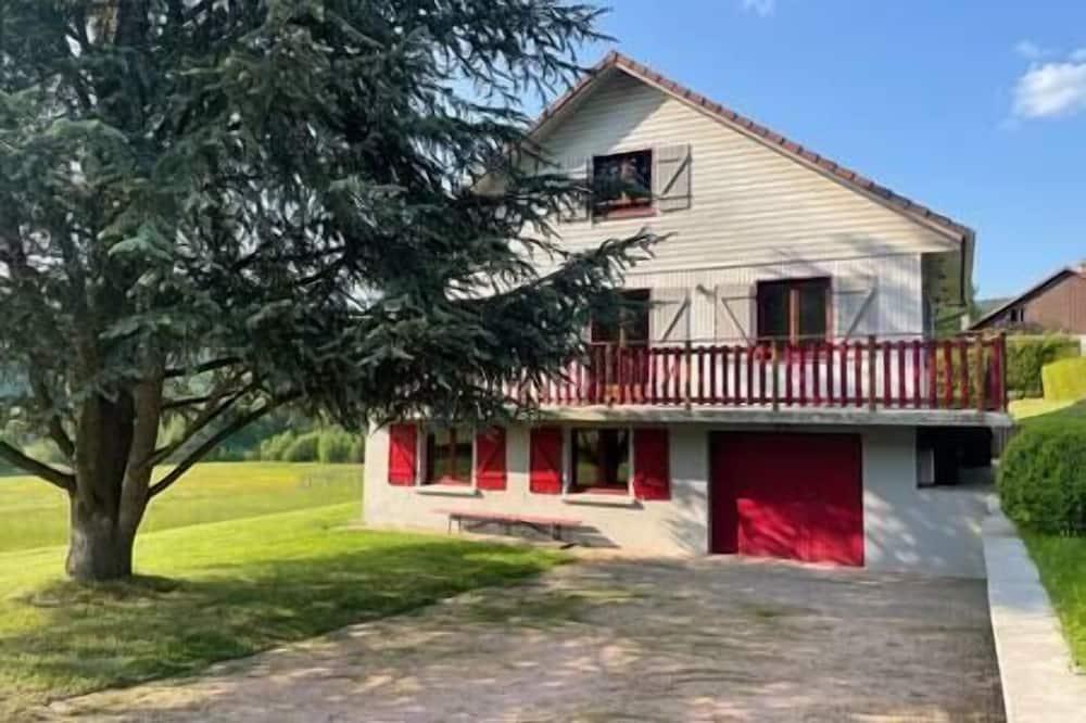 Chalet Le Cèdre Bleu 10 p 10 min de Gérardmer - Lotharingen - Le Tholy visuel 1/5 Chalet Le Cèdre Bleu 10 p 10 min de Gérardmer - Lotharingen - Le Tholy visuel 1/5
