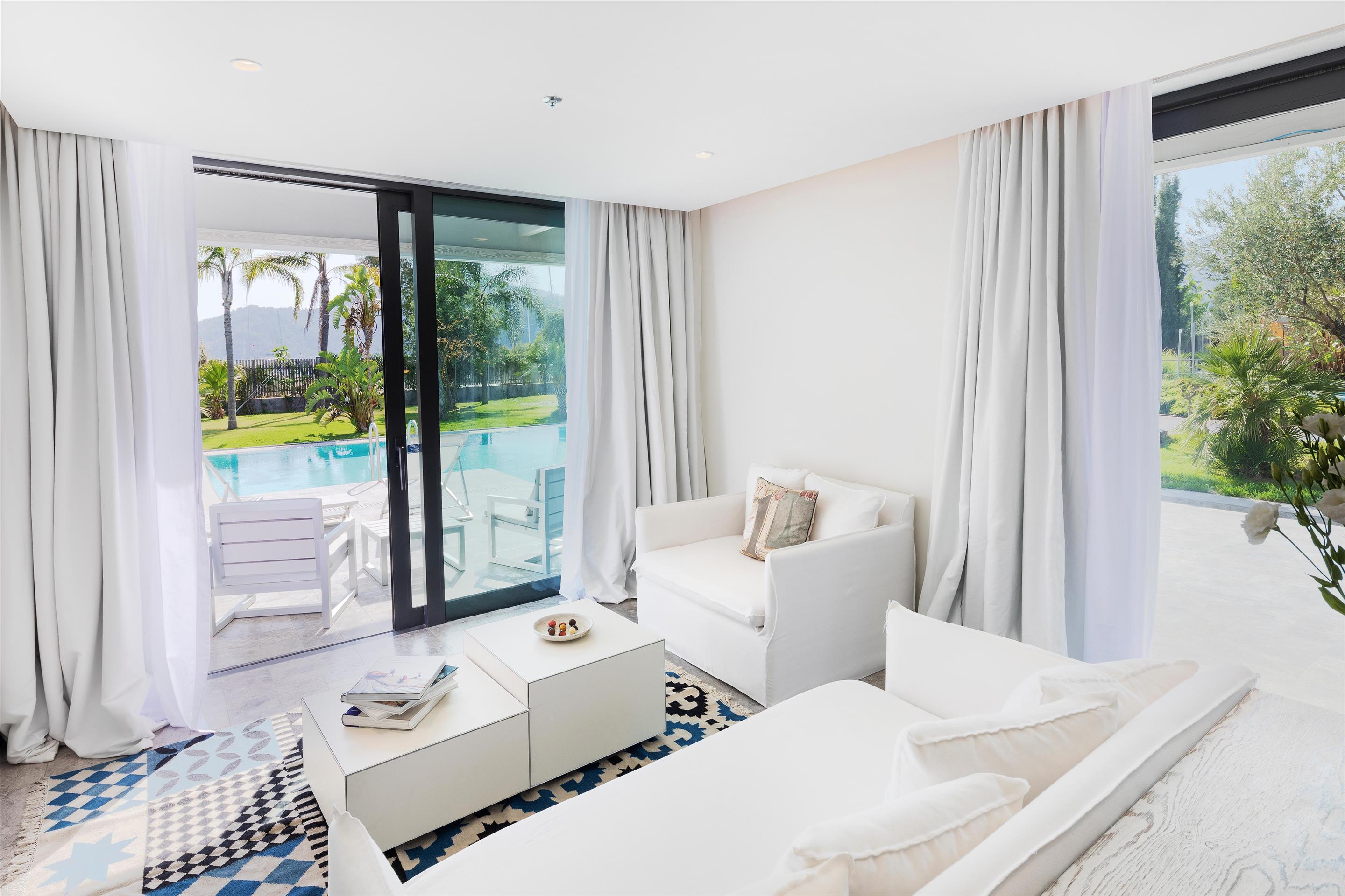ice-446237-ca302b-717766 D-Resort Gocek