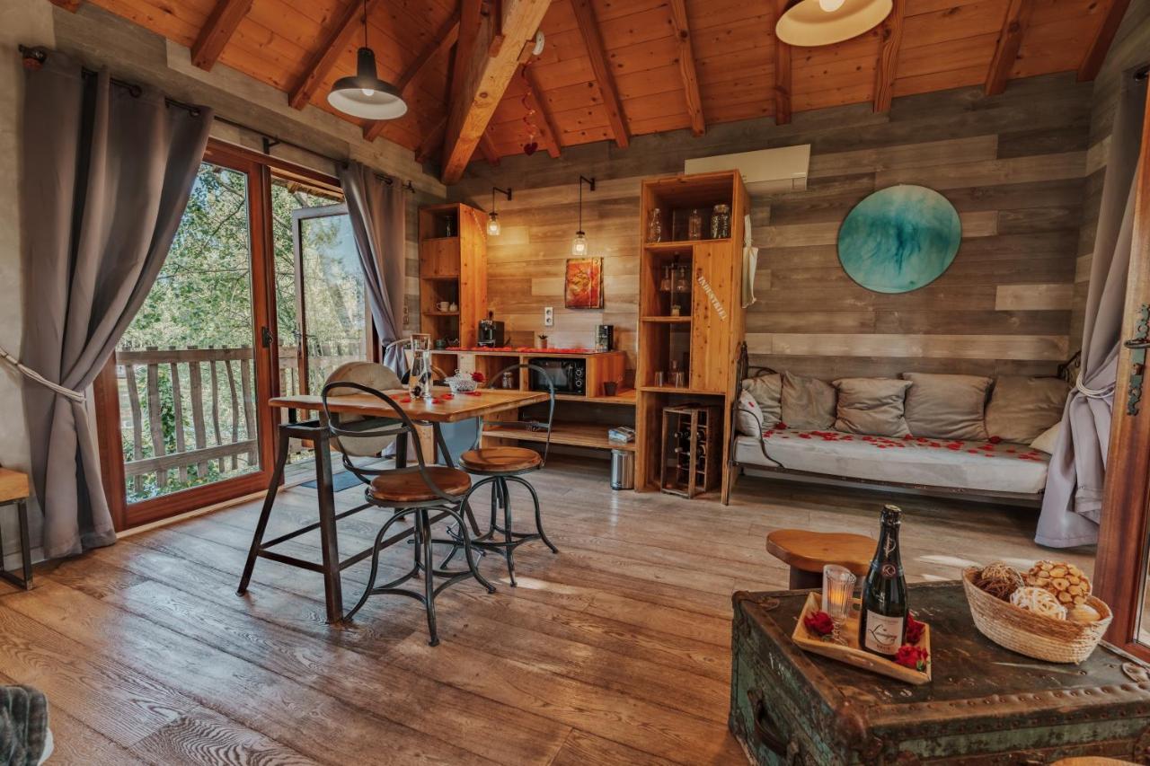 cabanes perchees dans les arbres Aquitaine - Capdrot visuel 5/5 cabanes perchees dans les arbres Aquitaine - Capdrot visuel 5/5