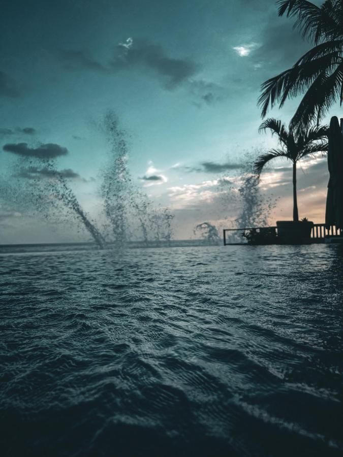 Almare Zonte - Beachfront Glamping Hotel