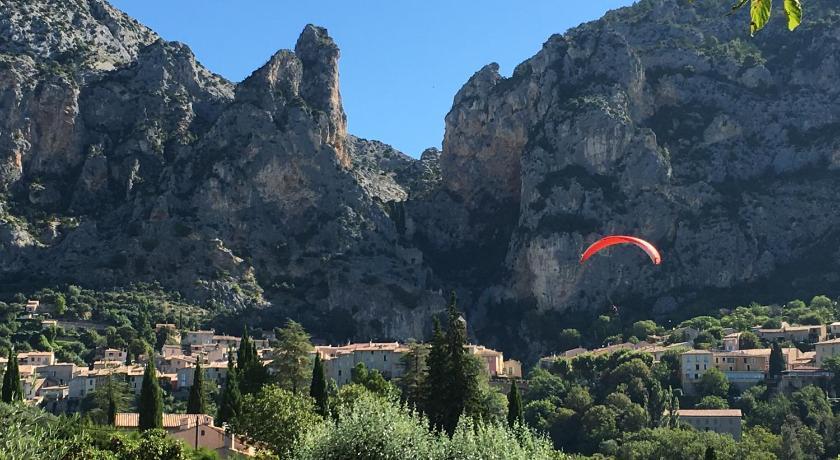 Camping Manaysse Provence-Alpes-Côte d'Azur - Moustiers-Sainte-Marie visuel 2/5 Camping Manaysse Provence-Alpes-Côte d'Azur - Moustiers-Sainte-Marie visuel 2/5