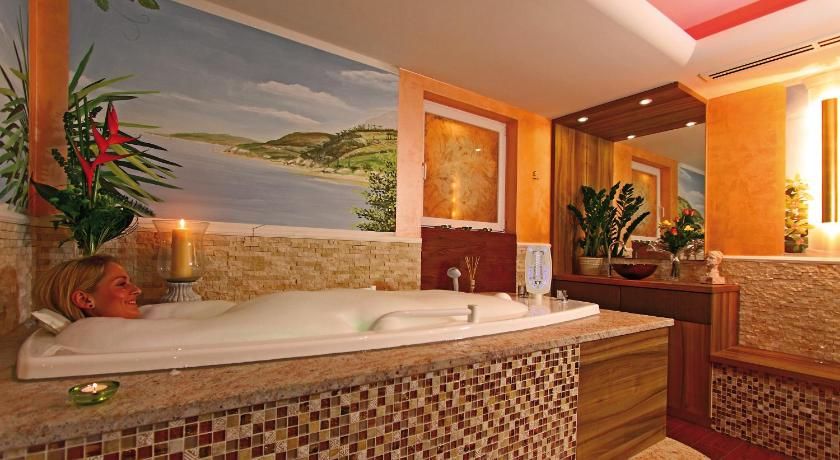 Kristall- & Vitalhotel Bergknappenhof