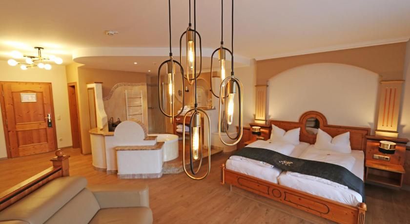 Kristall- & Vitalhotel Bergknappenhof