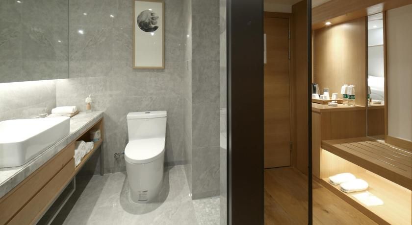 Bai Yun Qin She Boutique