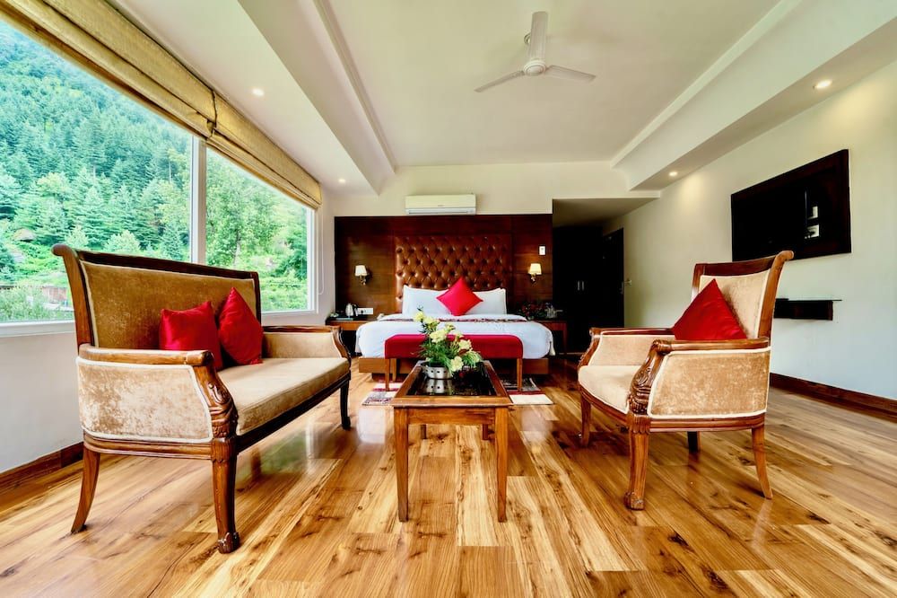 The Allure Grand Resort -A Majestic Riverside Retreat