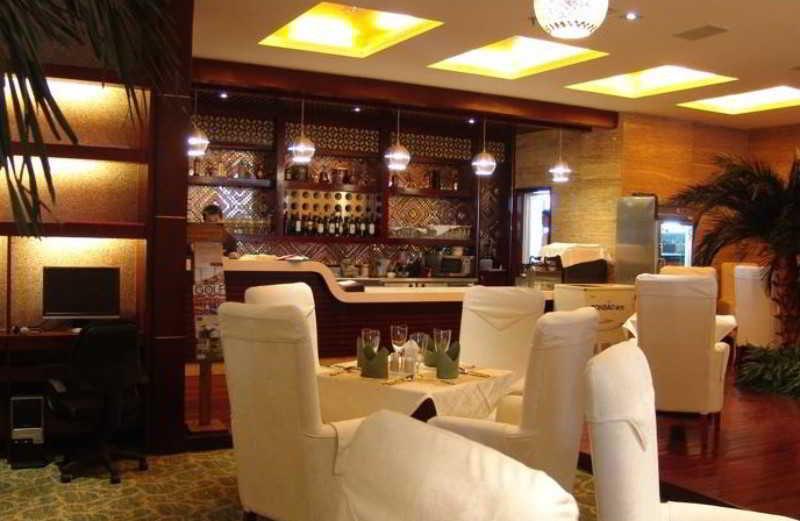 Kunming Golden Spring Hotel