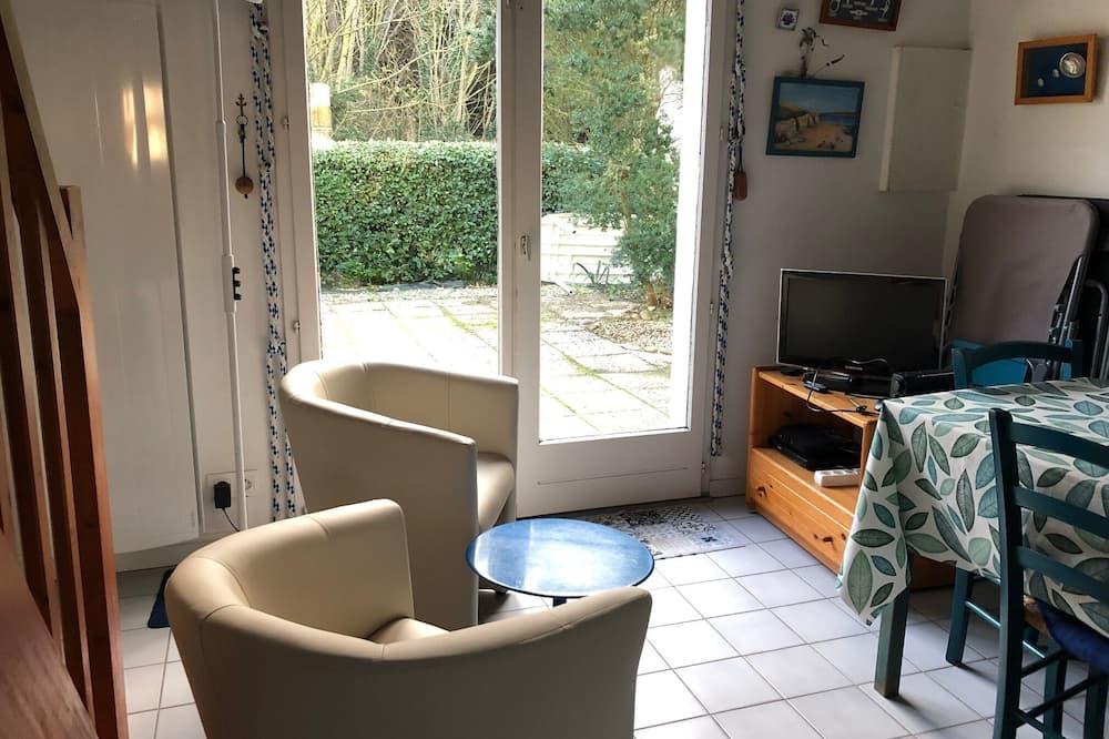 50m from the beach: 2 bedroom villa 4/5 people, 2 European, internet, wifi Pays de Loire - Jard-sur-Mer visuel 4/5 50m from the beach: 2 bedroom villa 4/5 people, 2 European, internet, wifi Pays de Loire - Jard-sur-Mer visuel 4/5