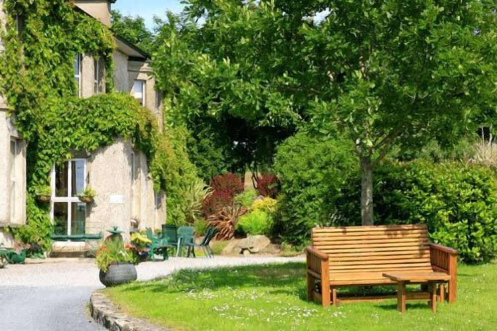 Glendine Country House