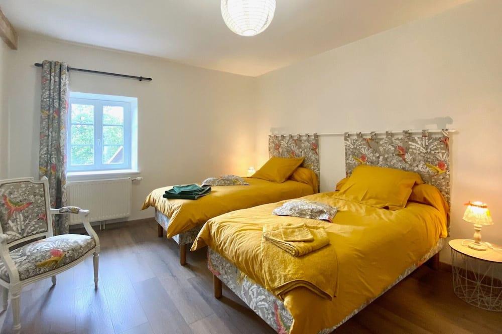 Gite Javaugues, 7 bedrooms, 14 persons Lotharingen - Doulcon visuel 1/5 Gite Javaugues, 7 bedrooms, 14 persons Lotharingen - Doulcon visuel 1/5
