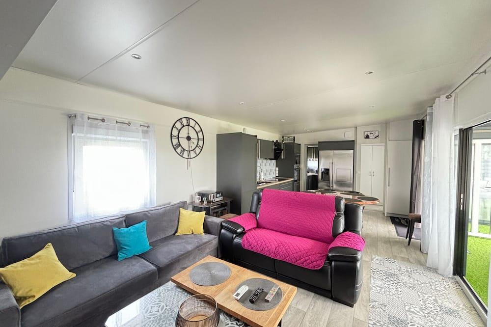 Cottage Luxe 3 Chambres, Jacuzzi, Piscine et Parking à 12 km des Sables d'Olonne FR-1-197-608 - Pays de Loire - Saint-Mathurin visuel 2/5 Cottage Luxe 3 Chambres, Jacuzzi, Piscine et Parking à 12 km des Sables d'Olonne FR-1-197-608 - Pays de Loire - Saint-Mathurin visuel 2/5