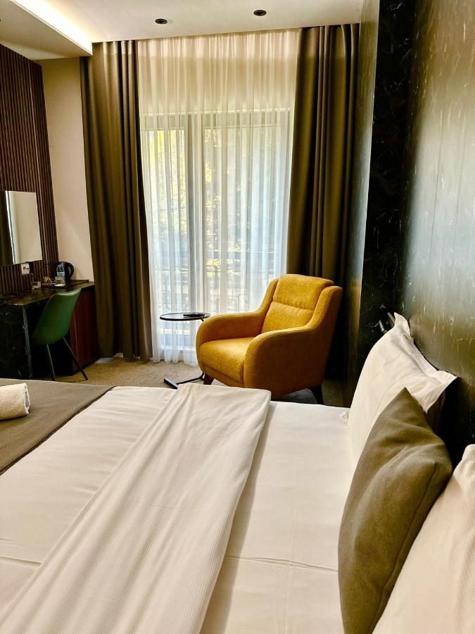 Ador Hotel North Mitrovica