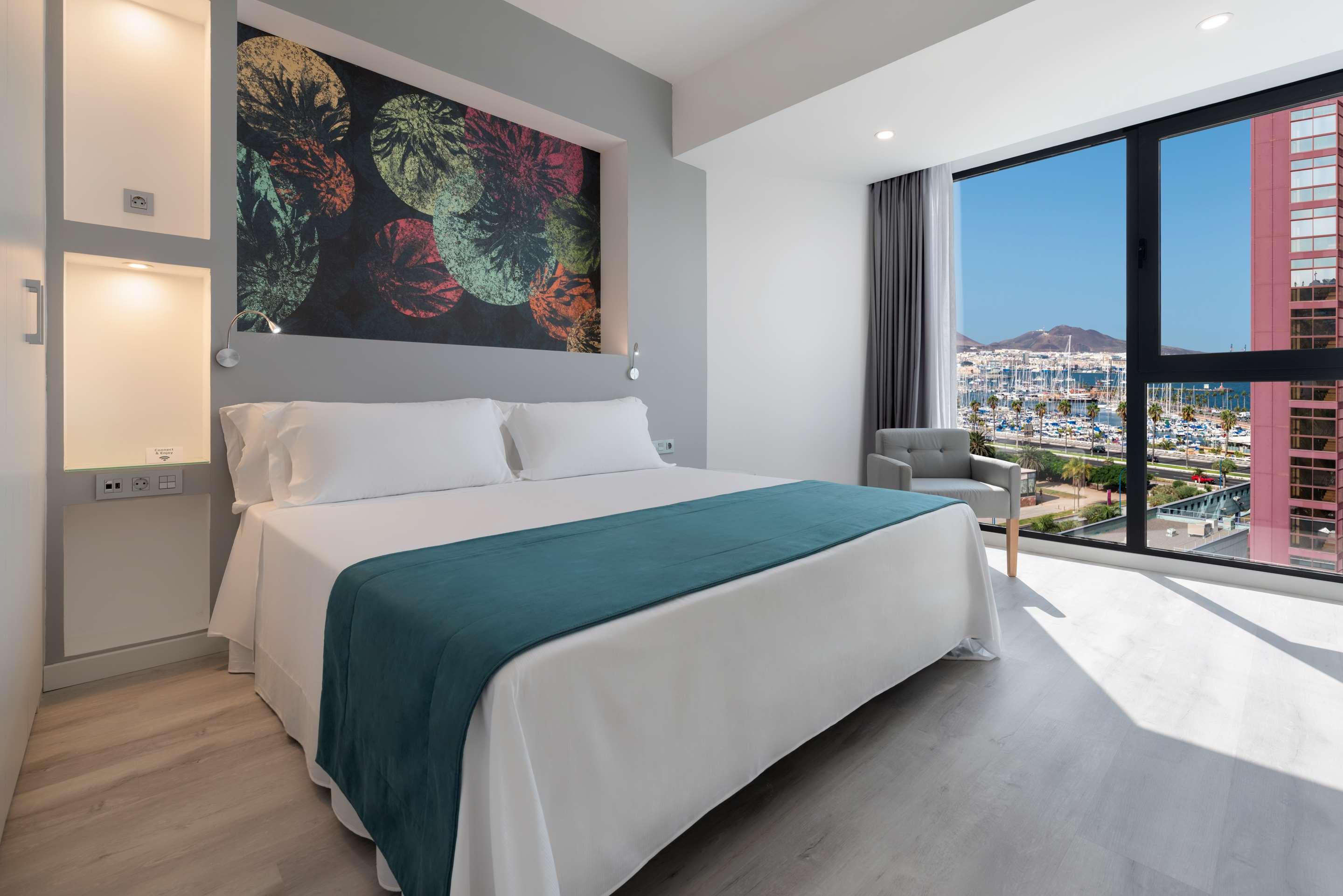 alojamiento talento consumo Hoteles cerca de Parque de Santa Catalina (Las Palmas de Gran Canaria)  desde 16 €/noche - KAYAK