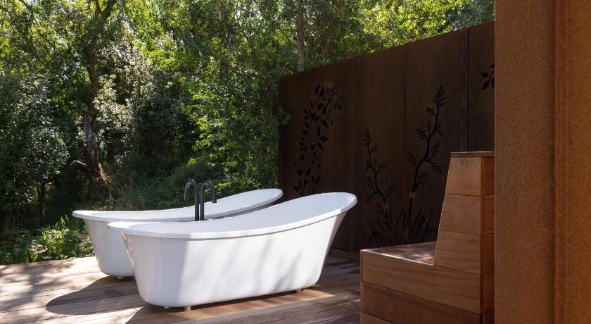 Tussock Hill Vineyard Retreats