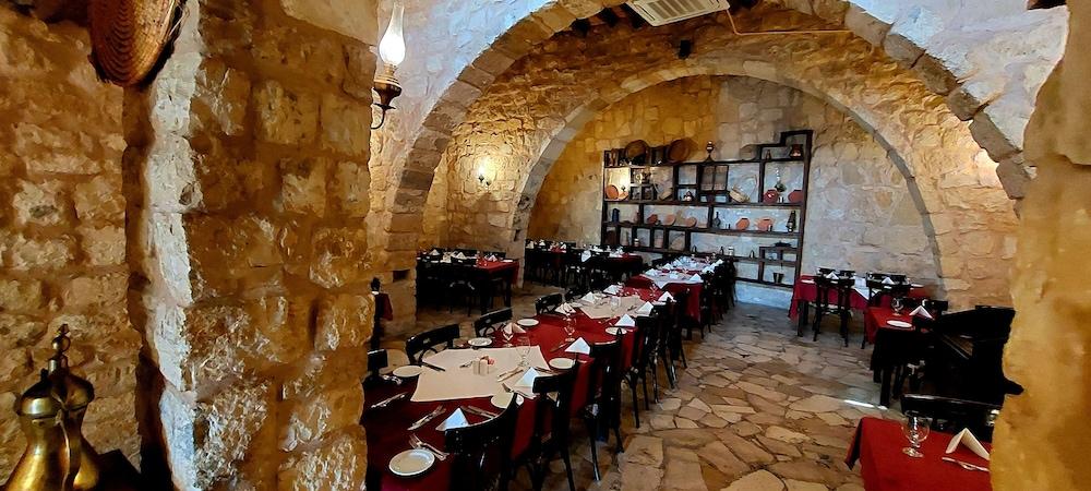 sembo-95733-4a17b6-099513 Hayat Zaman Hotel And Resort Petra