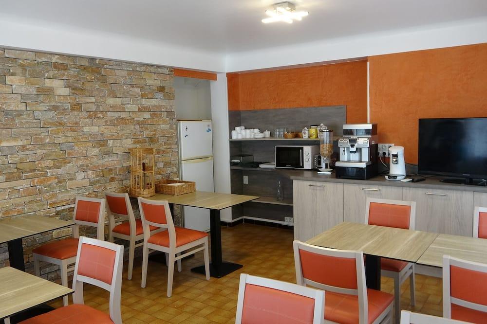 Hôtel Charles Provence-Alpes-Côte d'Azur - Les Arcs sur Argens visuel 5/5 Hôtel Charles Provence-Alpes-Côte d'Azur - Les Arcs sur Argens visuel 5/5