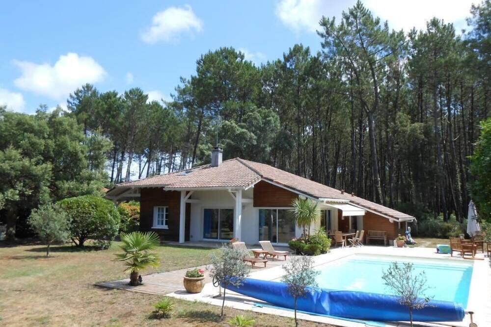 Moliets: 4 luxury villa with private garden and swimming pool, near the ocean Aquitaine - Moliets-et-Maa visuel 1/5 Moliets: 4 luxury villa with private garden and swimming pool, near the ocean Aquitaine - Moliets-et-Maa visuel 1/5