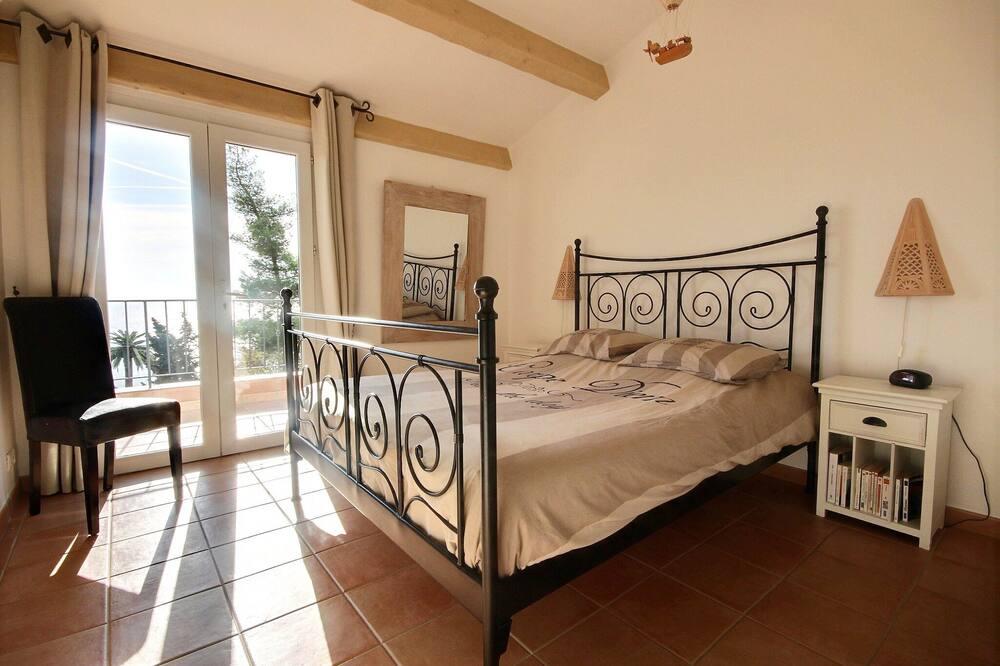 Air Conditioned Villa With 4 Bedroom Pool And Garden Sea View - Provence-Alpes-Côte d'Azur - Saint-Raphaël visuel 1/5 Air Conditioned Villa With 4 Bedroom Pool And Garden Sea View - Provence-Alpes-Côte d'Azur - Saint-Raphaël visuel 1/5