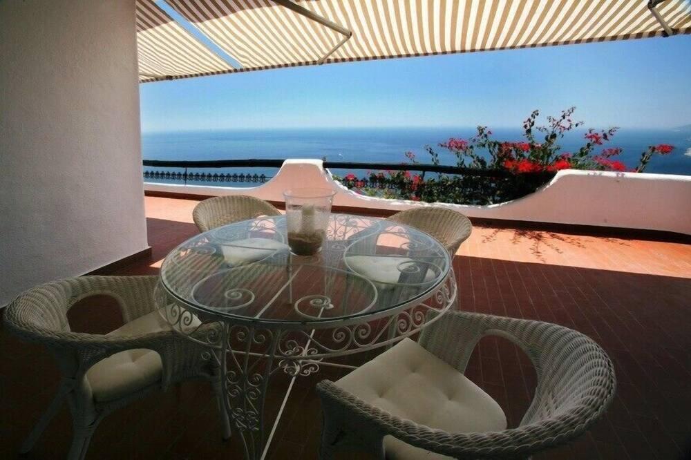 10% discount last remaining week Gorgeous Deluxe Villa with overal sea views Lissabon - Sesimbra visuel 3/5 10% discount last remaining week Gorgeous Deluxe Villa with overal sea views Lissabon - Sesimbra visuel 3/5