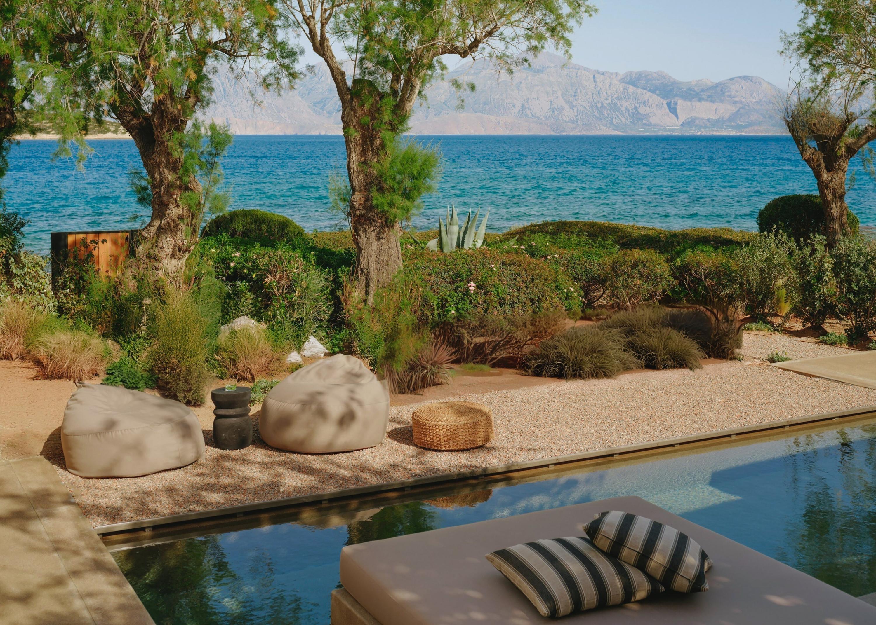 Minos Beach art hotel