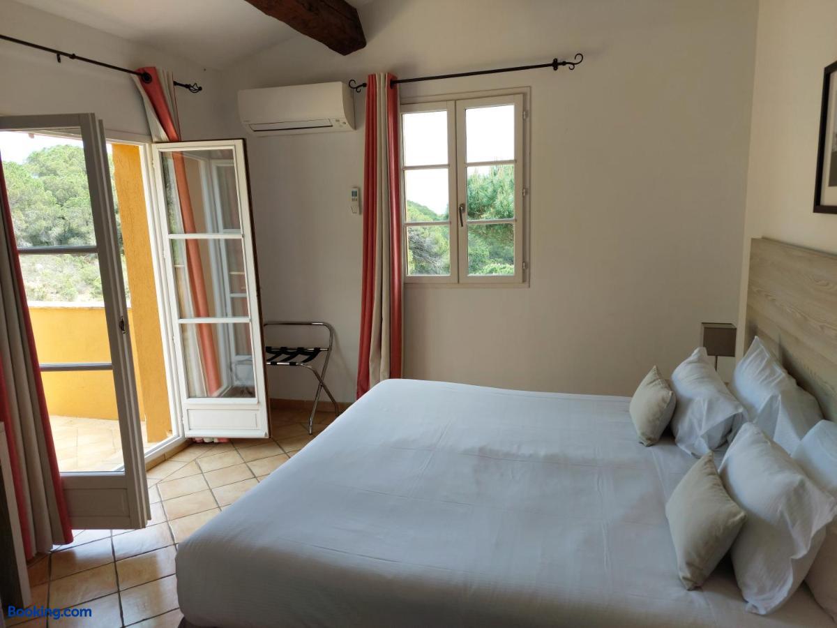 booking-2146285-357071087-999092 Hotel les Bouis