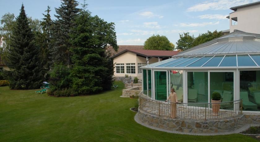 Thermenhotel Quellenhof