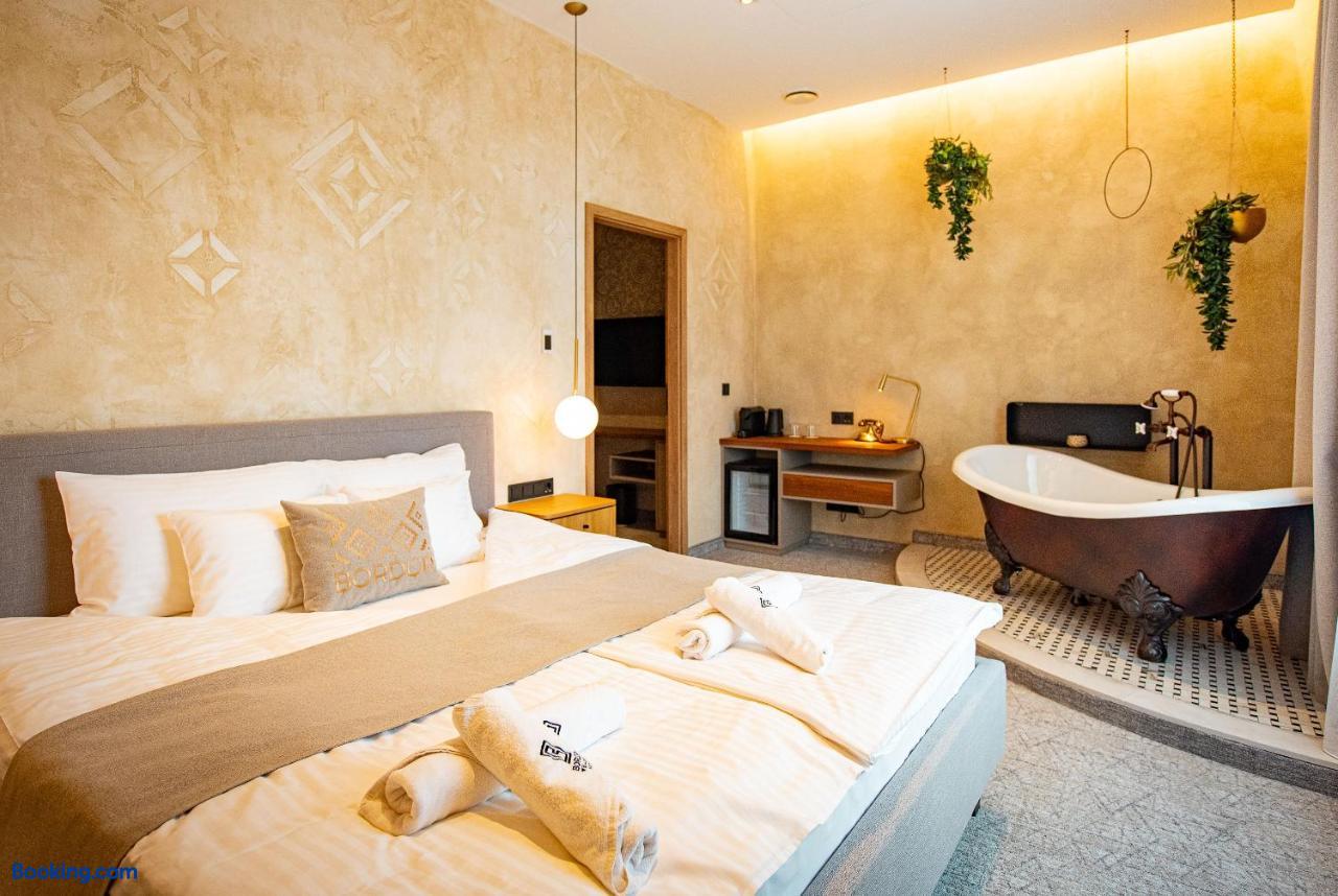 booking-1071097629-523579816-370562 Bordur Wellness Hotel és Szonyegmúzeum