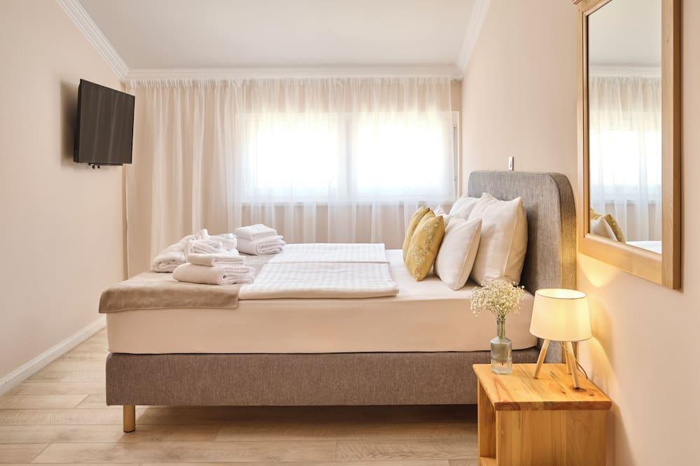 expedia_group-1071607941-24643444-679048 Hotel Kadoor