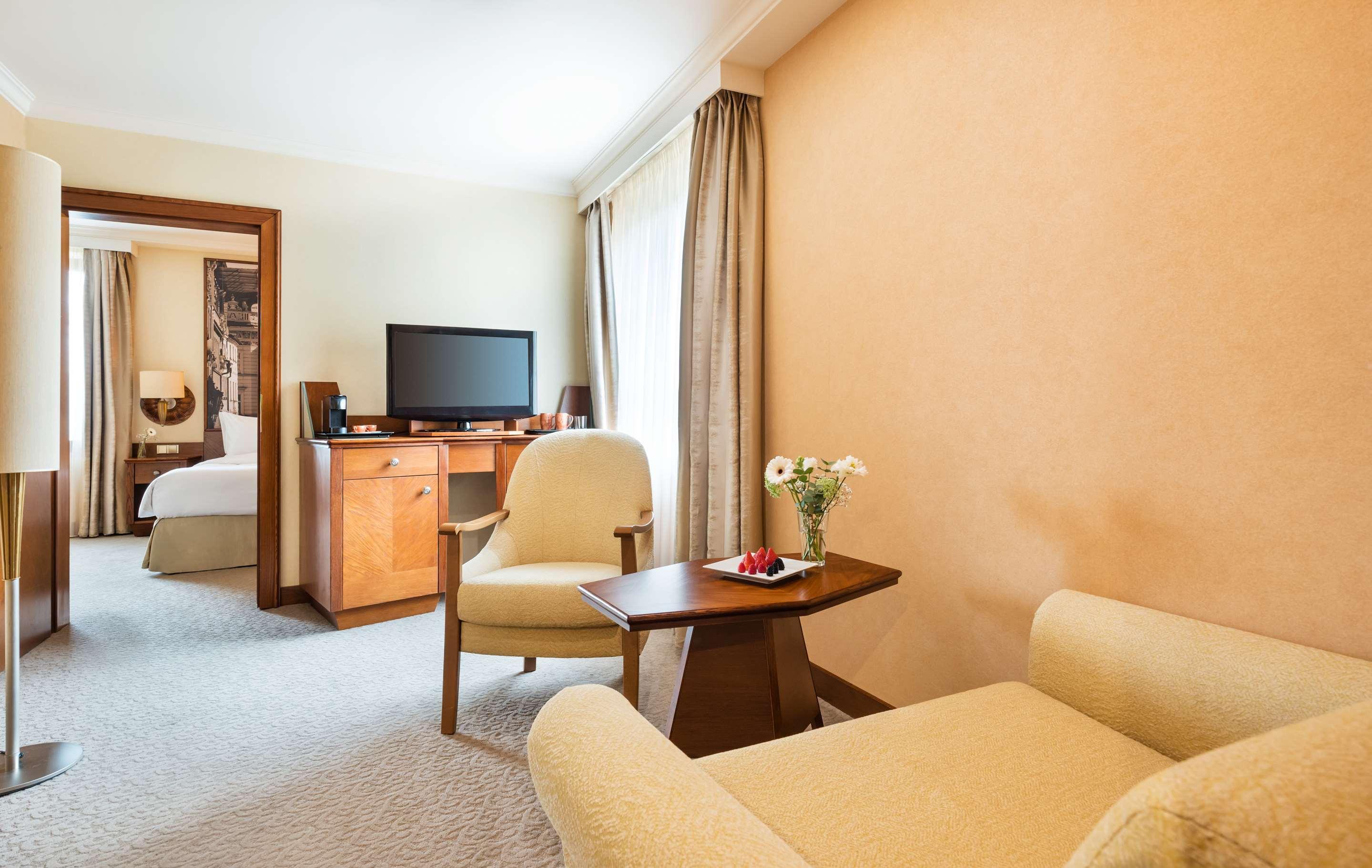 ice-679788-106296428-169900 Lindner Hotel Prague Castle